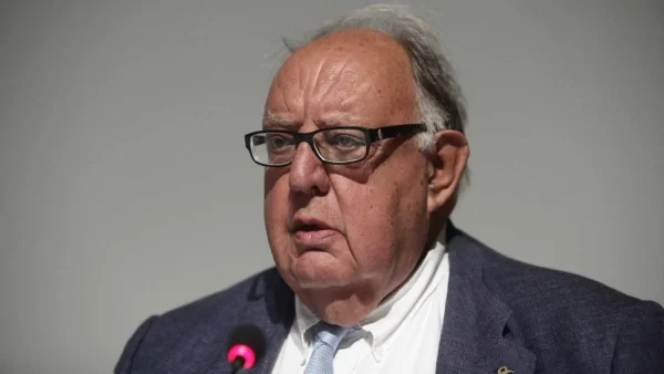 Σε στενό οικογενειακό κύκλο η κηδεία του Θεόδωρου Πάγκαλου - Θα αποτεφρώσει τη σορό του η οικογένεια του