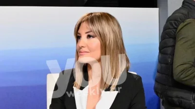 Τόλμησε την αλλαγή στα μαλλιά της - Το νέο κομψό look της Ράνιας Τζίμα