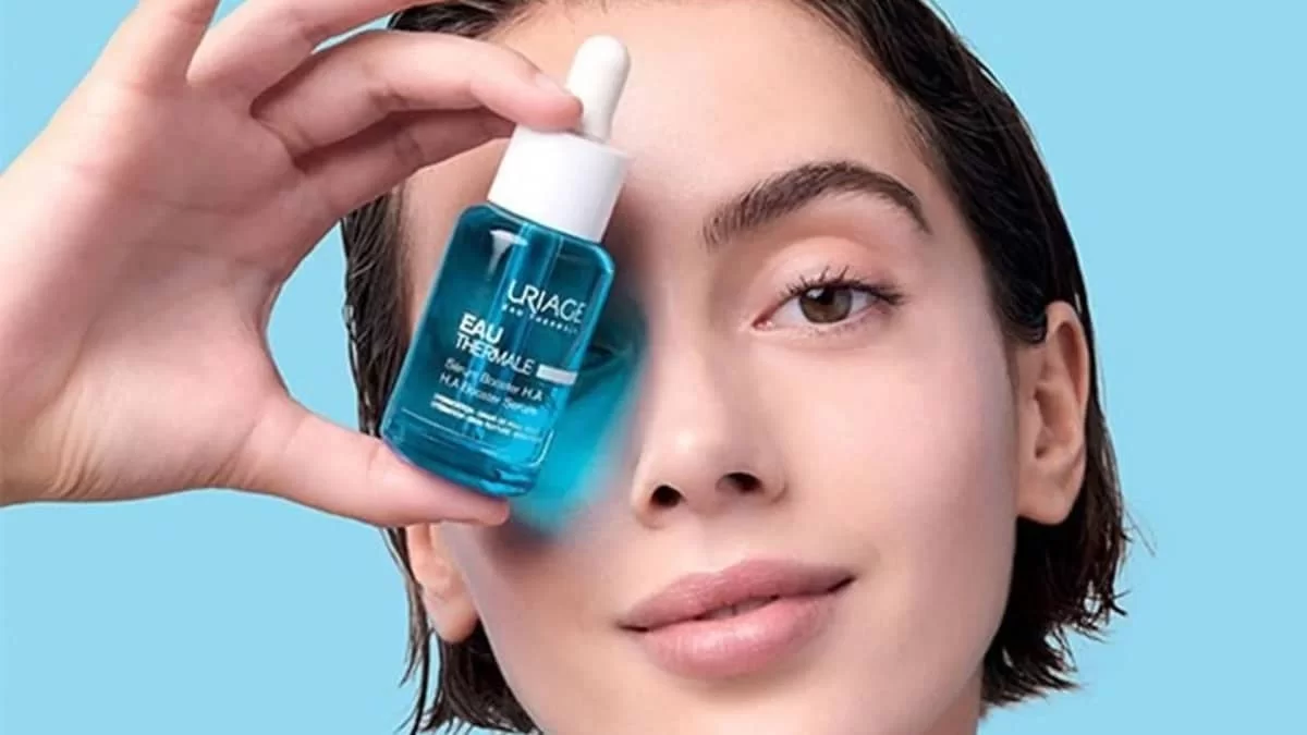 Ανακαλύψαμε το νέο Eau Thermale H.A. Booster Serum των δερματολογικών εργαστηρίων Uriage