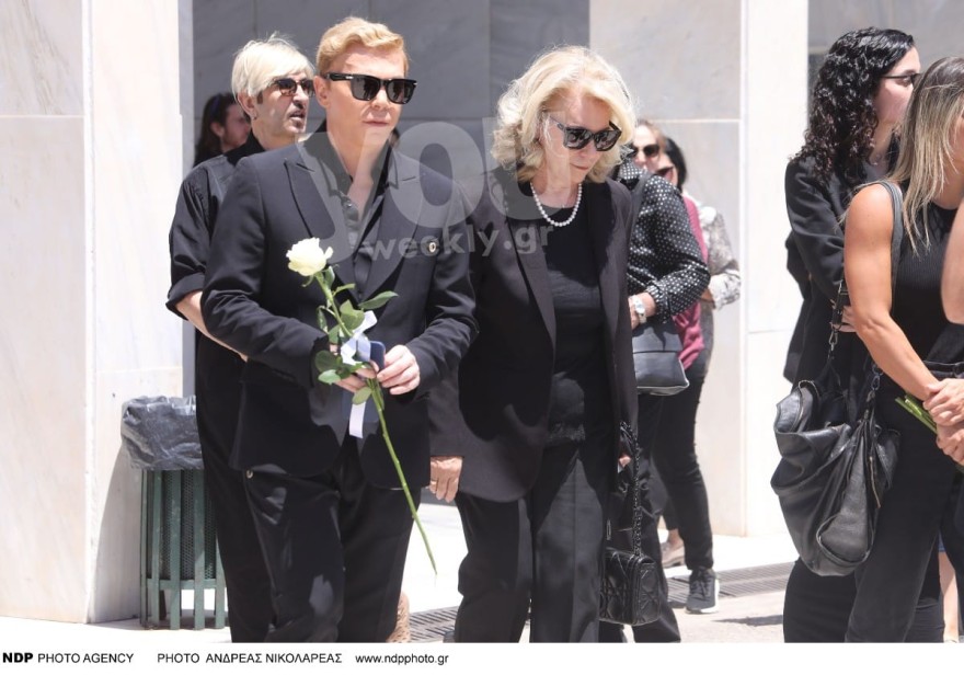 Κηδεία Γαληνέα Ζαχαράτος