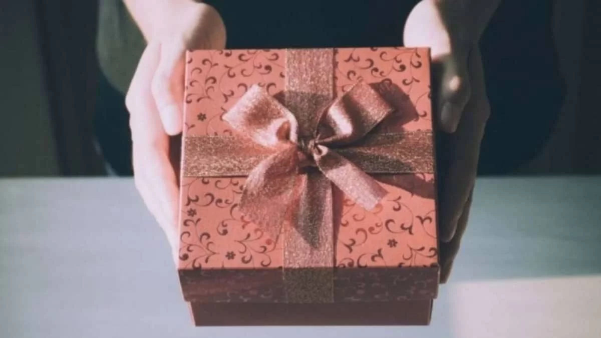 Εορτολόγιο: Ποιοι γιορτάζουν σήμερα, Κυριακή 16 Ιουλίου;