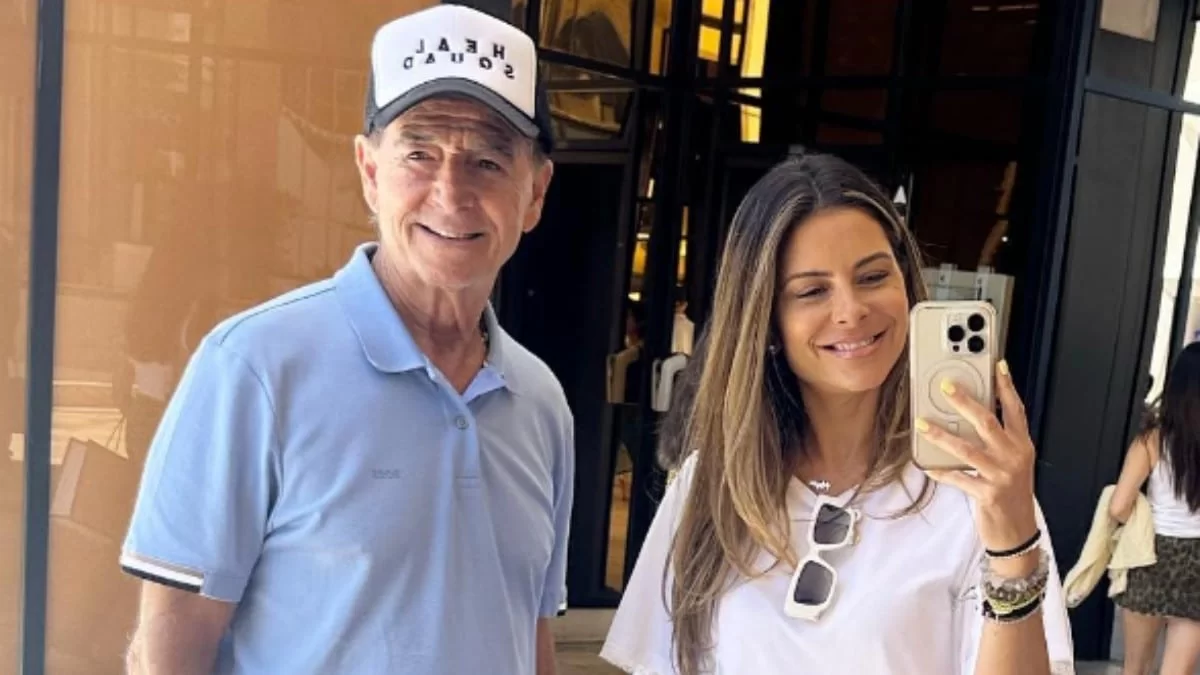 Ρίγη συγκίνησης - Η πρώτη φωτογραφία της Μαρίας Μενούνος με την κόρη και τον πατέρα της