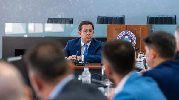 «Παραδέχομαι τη λάθος κρίση μου να...» - Η μακροσκελής ανάρτηση του Νότη Μηταράκη μετά την παραίτησή του