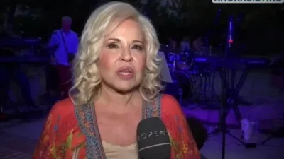 «Να χάνεται το βιός μιας ζωής...» - Οργισμένη η Μπέσσυ Αργυράκη με τις καταστροφικές φωτιές στη χώρα