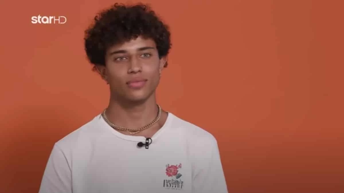 Με πιο μακριές μπούκλες και το ίδιο μεγάλο χαμόγελο - Η νέα εμφάνιση του Ηρακλή Τσουζίνοφ τρία χρόνια μετά το GNTM