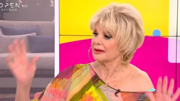 Μαρία Ιωαννίδου: «Τον πρώτο καιρό που έφυγε ο Φρέντυ ένιωθα να κουνιέται ο καναπές, τώρα καθόμαστε εκεί με τον καινούριο μου σύντροφο»