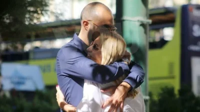 «Εκεί έπρεπε να καταλάβω ότι έχουν ξεκινήσει στραβά οι διακοπές» - Άσχημη εξέλιξη στο ταξίδι της Μαρίας Ηλιάκη και του Στέλιου Μανουσάκη με την κόρη τους