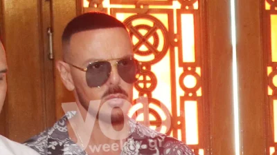 Έγινε νονός ο Νίκος Βουρλιώτης - Δίπλα του έστεκε η μοναχοκόρη του, Δέσποινα με λευκό φορεματάκι