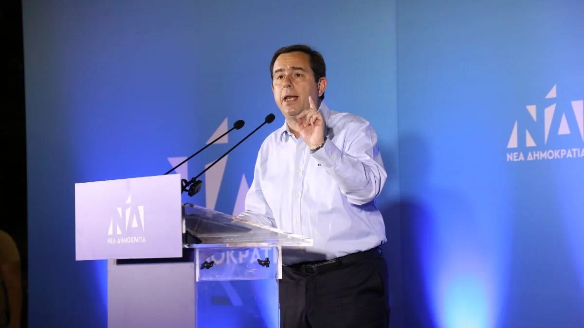 Παραιτήθηκε ο Υπουργός Προστασίας του Πολίτη, Νότης Μηταράκης - Η πρώτη αντίδραση στα social media