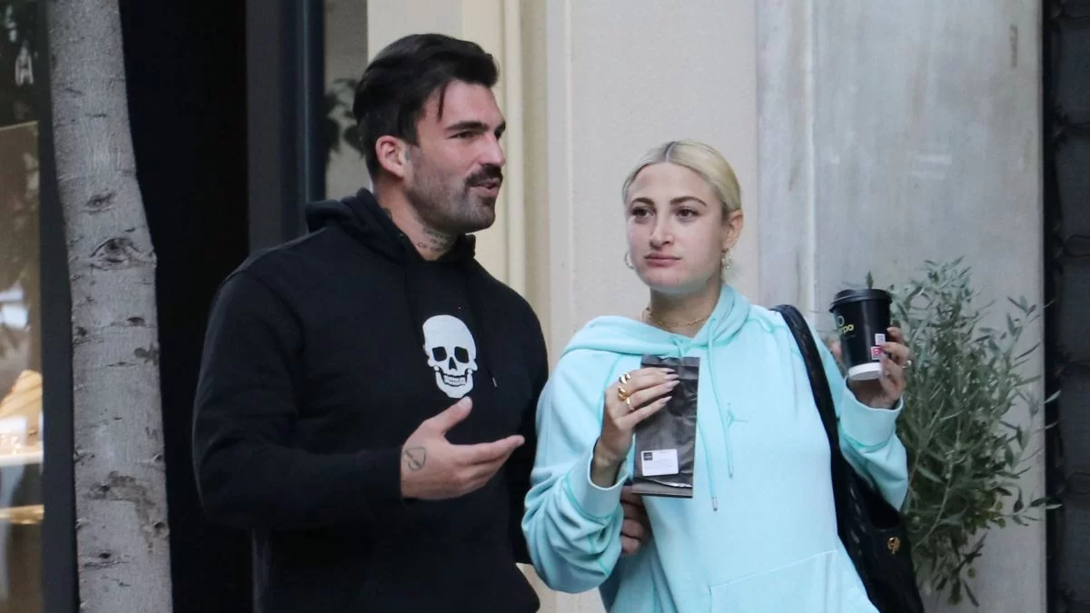 Άσχημη εξέλιξη στο ταξίδι της Τούνη με το μωρό και τον Αλεξάνδρου στα Καμένα Βούρλα - Έφυγαν άρον άρον από το πατρικό του Δημήτρη