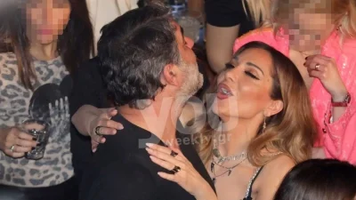 Δέσποινα Βανδή & Βασίλης Μπισμπίκης: Ο χορός στο αμάξι σε τρελό κέφι - Βίντεο από τις διακοπές τους στην Κρήτη