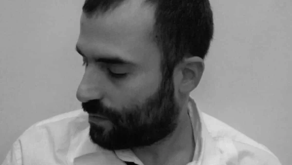 Αντώνης Χρυσουλάκης: Η ανακοίνωση της ΕΣΗΕΑ λίγο πριν την κηδεία του δημοσιογράφου που βρήκε τραγικό θάνατο στο σπίτι του