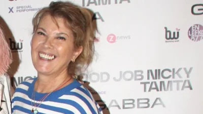 Επιχειρηματίας με δικό του καφέ μπαρ - Αυτός είναι ο αδερφός της Σοφίας Αλιμπέρτη, Κώστας