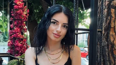 Μεγαλώνει η οικογένεια της Αντζελίνας Χαλντέντα από το The Bachelor - Η πρόταση γάμου και οι φωτογραφίες με την φουσκωμένη κοιλίτσα