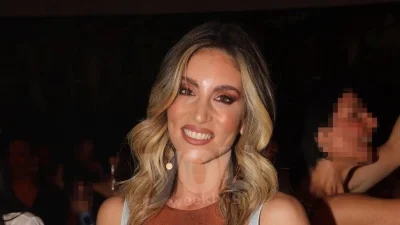 «Δεν το βρίσκω κακό...» - Η Αθηνά Οικονομάκου "έσπασε" τη σιωπή της για τις πλαστικές