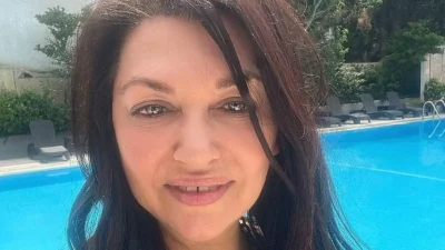 «Νιαου βρε Καιτούλα» - Σαν κοριτσάκι με κοτσιδάκια στα μαλλιά η Γαρμπή