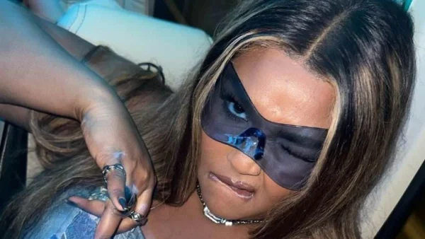 «Αυτές οι θηριώδεις ιστορίες...» - Η Lizzo ''έσπασε'' την σιωπή για τις καταγγελίες σεξουαλικής παρενόχλησης σε βάρος της