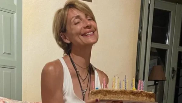 Με κλαρίνο και μια τούρτα έκπληξη - Το πάρτι που στήθηκε στο Πήλιο για τα γενέθλια της Ρουμελιώτη (Βίντεο)