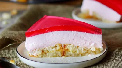 Πεντάλεπτο και οικονομικό - Γιαουρτογλυκό ψυγείου express με φρυγανιές ή σαβαγιάρ