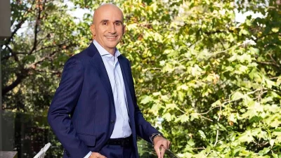 Γρηγόρης Λέων: Μας συστήνει τη σύζυγό του Δήμητρα και μιλούν για τα 13 χρόνια γάμου τους