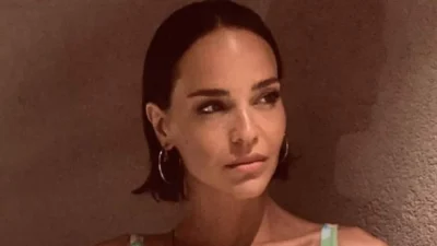 Πολύ ευχάριστα νέα για τη Νικολέττα Καρρά - Οι αγκαλιές και τα φιλιά με τον Κώστα Μπακογιάννη