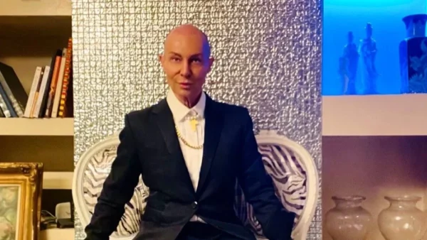 Ανανεωμένος ο Βασίλειος Κωστέτσος - Η νέα εικόνα του μετά την εμφύτευση μαλλιών