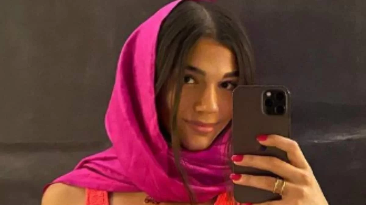 Εκρηκτικές οι πόζες της Μελίνας Νικολαΐδη με μαγιό στα Κουφονήσια - Χωρίς τον Αλέξανδρο Πολυχρονιάδη