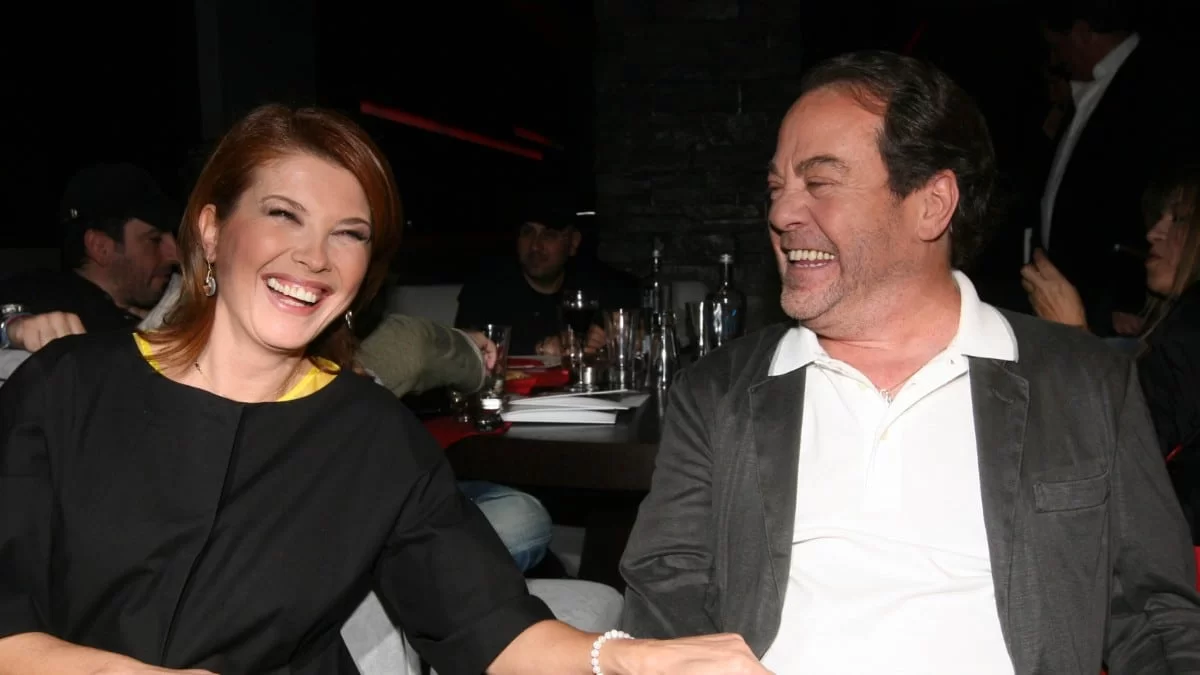 Πάριος - Αλιμπέρτη: Αδημοσίευτη φωτογραφία από τον γάμο τους στην Πάρο! Το εντυπωσιακό νυφικό της Σοφίας