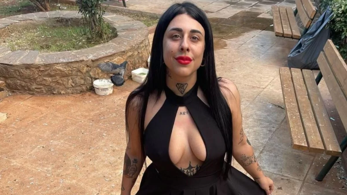 Super Κική: «Α ρε καλοκαίρι Yes Αυγουστιάτικα...» - Νέα αιχμηρή ανάρτηση μετά το σάλο για τον Ξαρχάκο