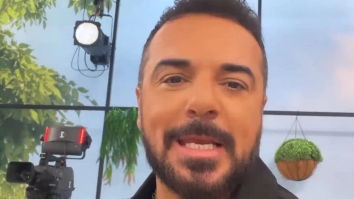 Καλοκαίρι Yes: Η ανακοίνωση του Τριαντάφυλλου λίγο πριν την έναρξη της σημερινής 22/8 εκπομπής