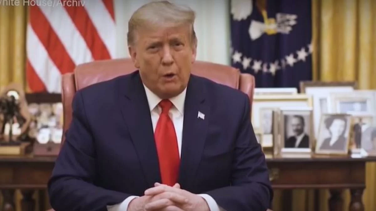 Ντόναλντ Tραμπ: Συνωμοσία με σκοπό την εξαπάτηση των ΗΠΑ - Παραπέμπεται σε δίκη