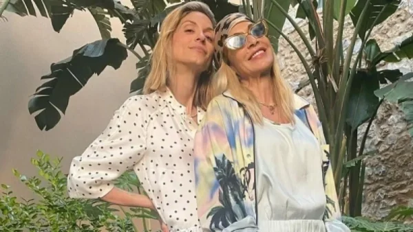 «Σβήνω τη διαθήκη» - Η Άννα Βίσση "αποκλήρωσε" την κόρη της, Σοφία Καρβέλα