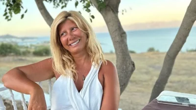 «Ταμένες στην Παναγία μας...» - Διπλή χαρά για την οικογένεια της Ζήνας Κουτσελίνη