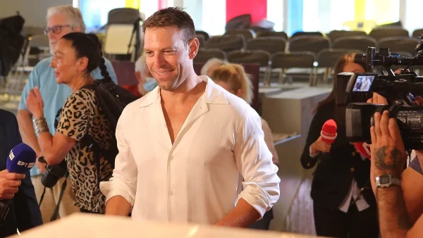 Στέφανος Κασσελάκης - Αλέξης Τσίπρας: Η συνάντηση του νυν και του τέως προέδρου