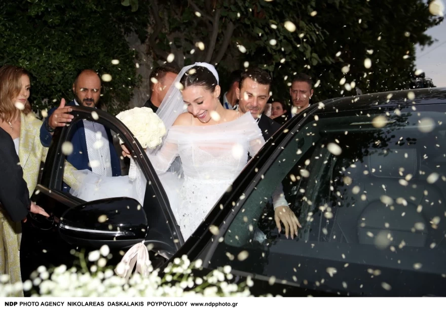 Αγγελόπουλος - Βαμβακούση - Γάμος - Αμάξι