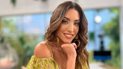 Φελίσια Τσαλαπάτη: Υιοθέτησε το πιο υπέροχο glam bronze look που όλες θέλουμε να αντιγράψουμε αυτό το φθινόπωρο