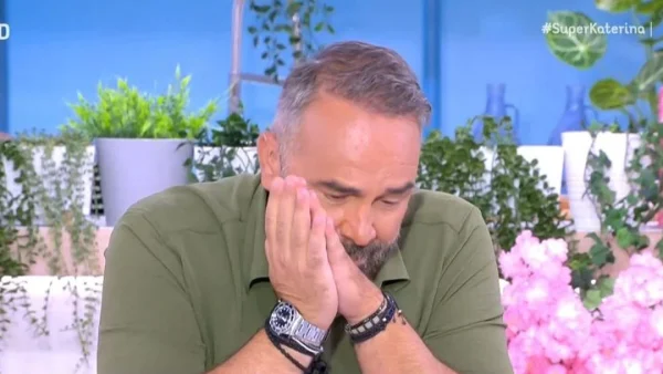 Ξέσπασε σε κλάματα ο Γρηγόρης Γκουντάρας στη Super Κατερίνα - Η αποβολή του τρίτου παιδιού του με την Κάκκαβα και ο θάνατος των γονιών του