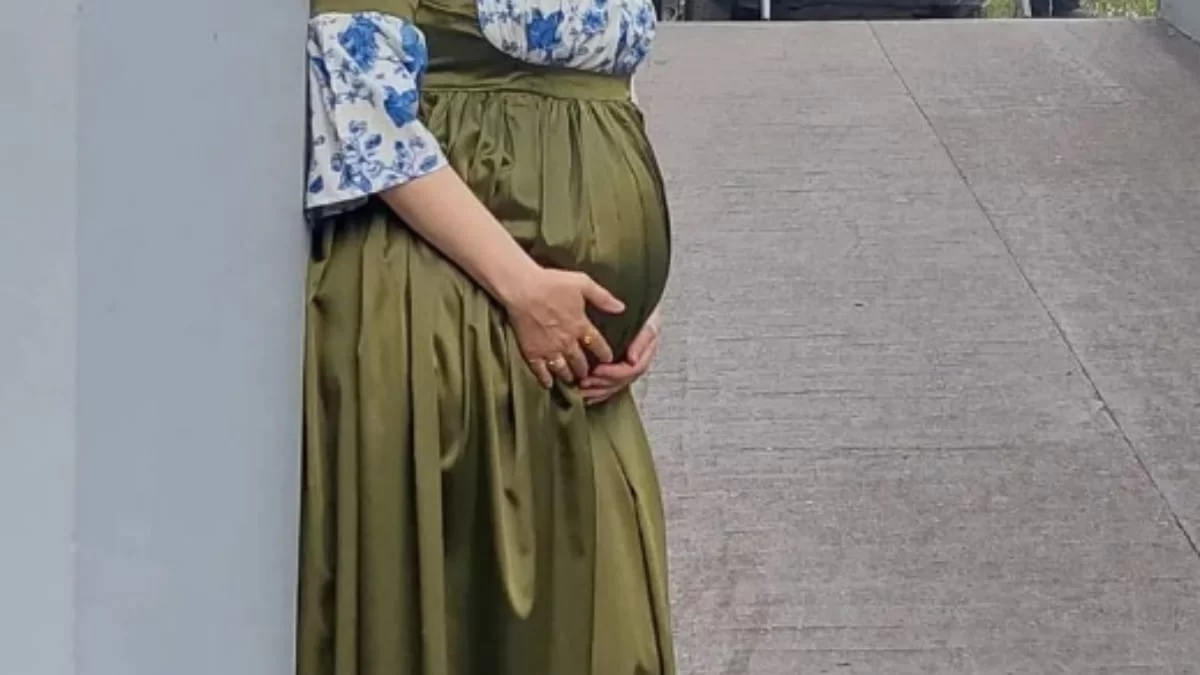 Γέννησε το πρώτο της παιδί πολύ γνωστή Ελληνίδα τραγουδίστρια - Η πρώτη φωτογραφία της κόρης της