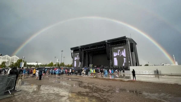 Σάλος με την συναυλία των Imagine Dragons: Έγινε κανονικά παρά την κακοκαιρία - Οργισμένος ο κόσμος