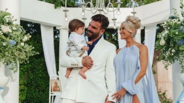 Ιωάννα Τούνη: Πόσο κοστίζει το φόρεμα που φόρεσε στην βάφτιση του γιου της, Πάρη