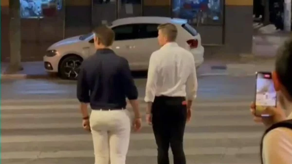 Στέφανος Κασσελάκης: Στο πλευρό του ο σύζυγός του στην εκλογική βραδιά - Οι δηλώσεις του πατέρα του