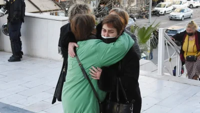 Κούλα Αρμουτίδου: «Σε πετάξανε σα σκουπίδι όπως το κοριτσάκι μου» - Σπαράζει η μητέρα της Ελένης Τοπαλούδη για τον 36χρονο Αντώνη