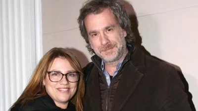 Έλαμπε από ευτυχία η Μαριάνα Τουμασάτου - Σπάνια δημόσια εμφάνιση με τον σύζυγό της, Αλέξανδρο Σταύρου