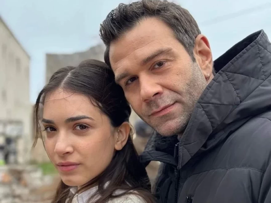 Γη της Ελιάς σούπερ αποκλειστικό: «Ποια είναι αυτή μου λες;» - Η Μαρίνα και ο Μάνος χωρίζουν για μια γυναίκα!