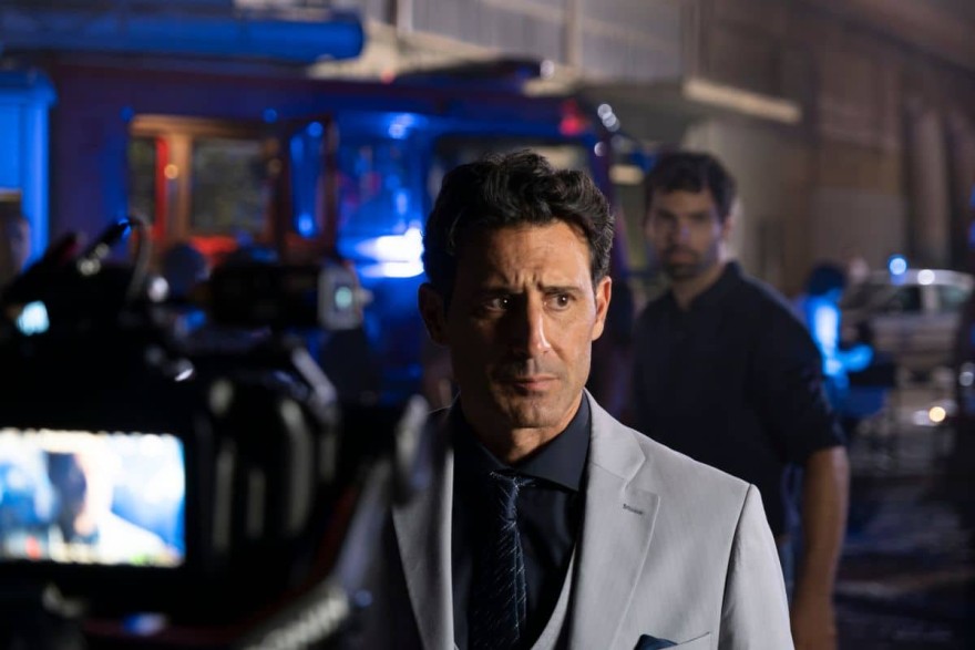 Μετά τη φωτιά: Βρεθήκαμε στα γυρίσματα της νέας σειράς του ΑΝΤ1