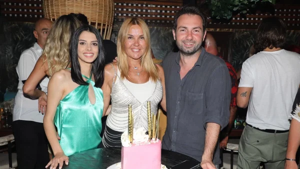 «Ένιωθα τα δάκρυα μου να τρέχουν...» - Στιγμές ευτυχίας για την Άννα Μπεζάν και την πεθερά της, Χριστίνα Παππά