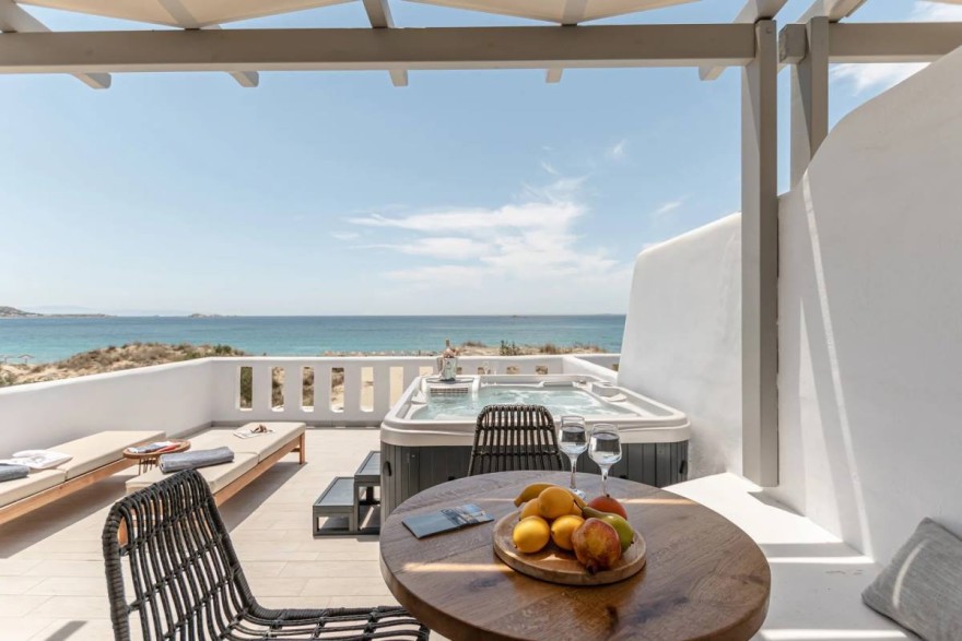 Nikos & Maria Apartments & Suites: Μια αξέχαστη εμπειρία σε ένα μοναδικό ξενοδοχείο στην Νάξο