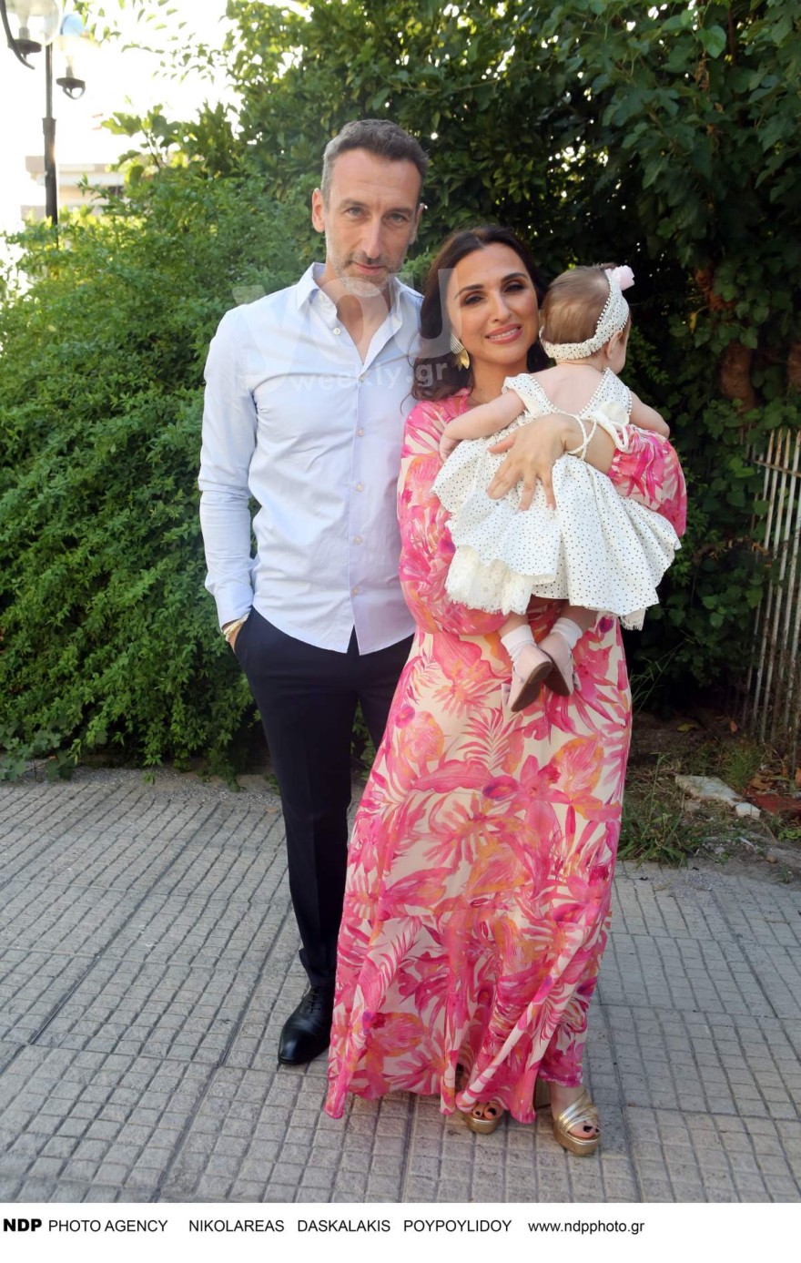 βάφτιση κόρης Παπαδοπούλου Πλεμμένου ζευγάρι