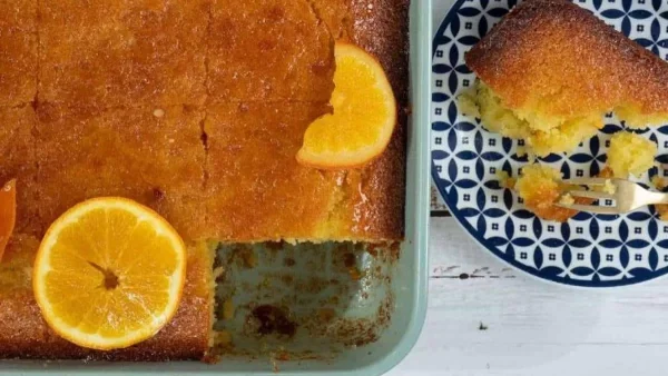 Τα απόλυτα tips για σιροπιαστή πορτοκαλόπιτα χωρίς φύλλο με σιμιγδάλι - Το μεγάλο μυστικό είναι...