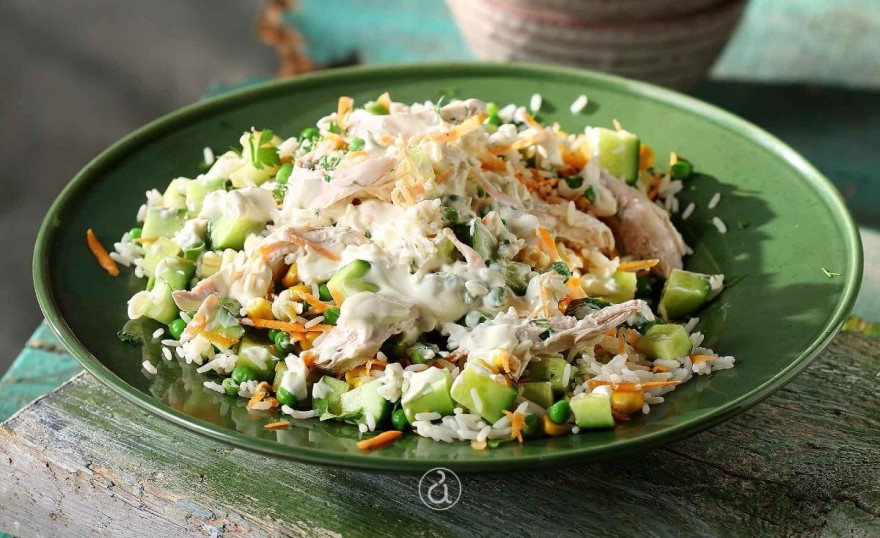Ρυζοσαλάτα µε κοτόπουλο
